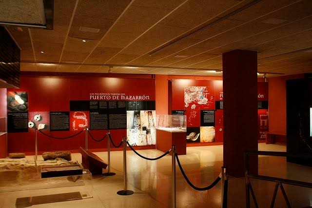 Visita al Museo Arqueológico y Factoría Romana de Salazones